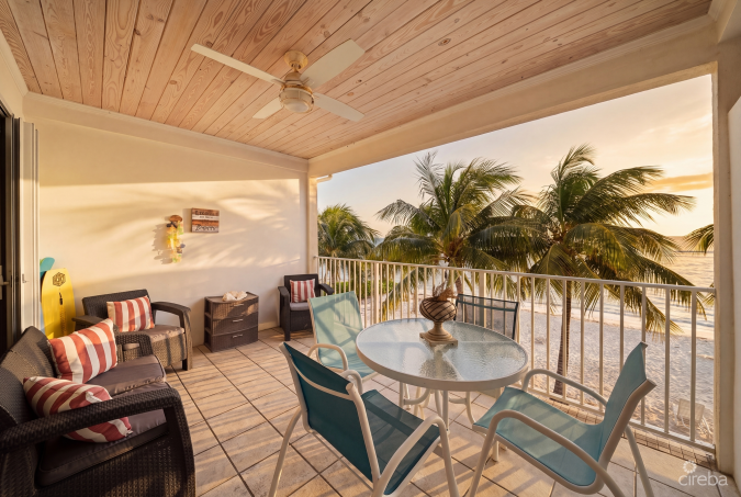 CORAL BAY VILLAGE #5 - BEACHFRONT CONDO