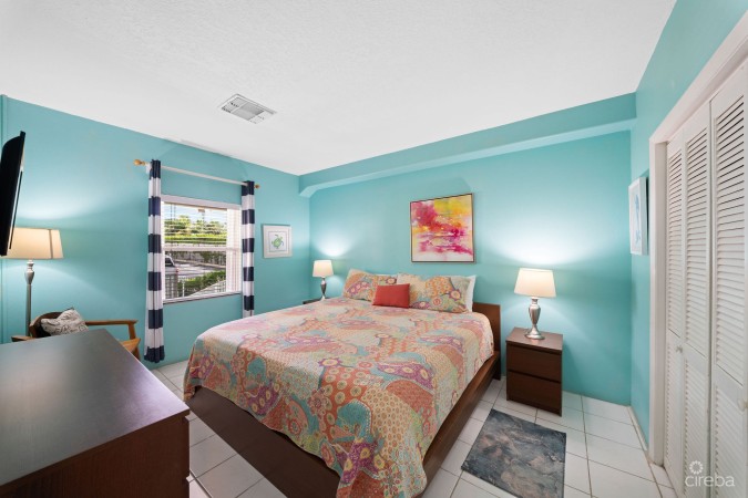 CORAL BAY VILLAGE #5 - BEACHFRONT CONDO