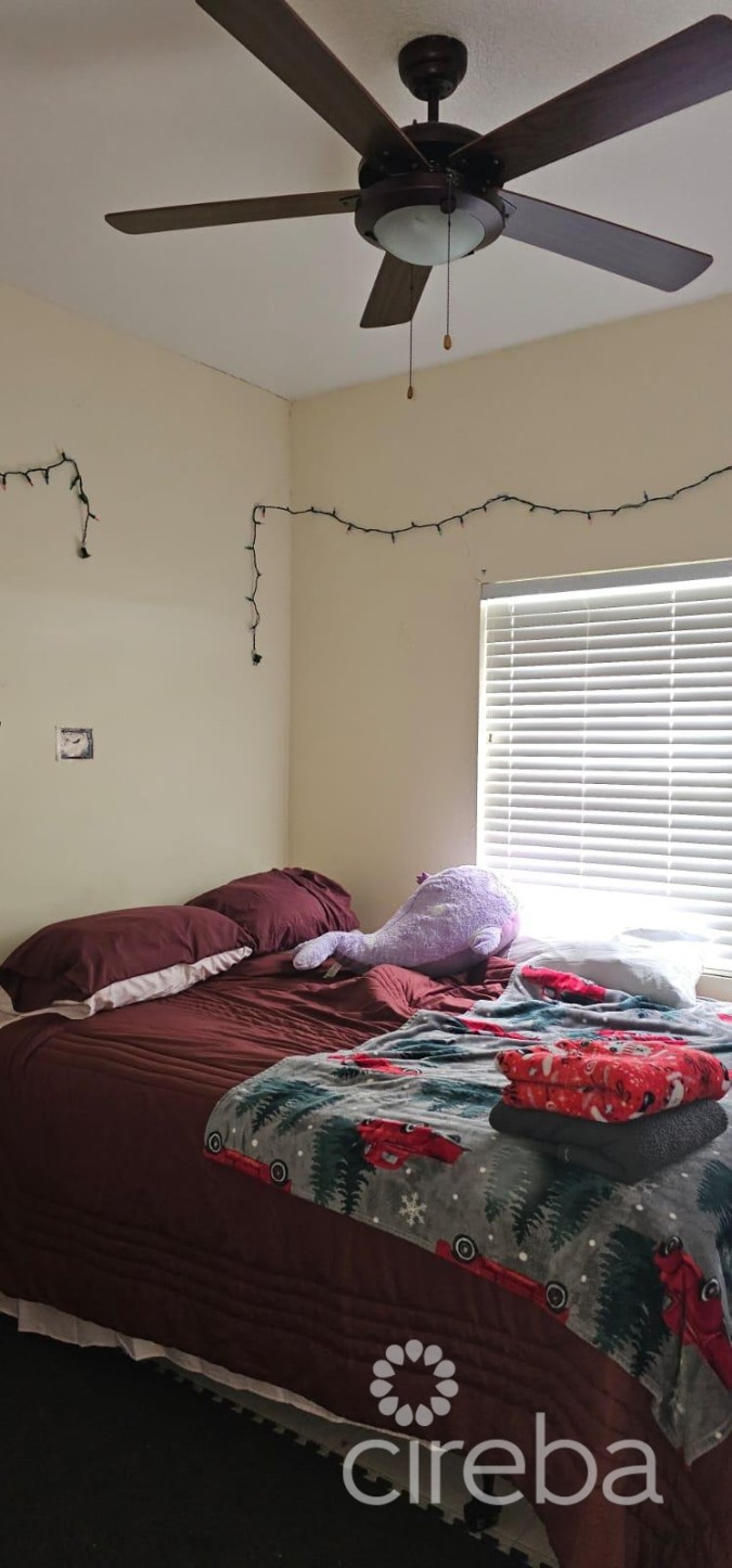 DUPLEX INVESTMENT PROPERTY - AURORA DRIVE, WEST BAY