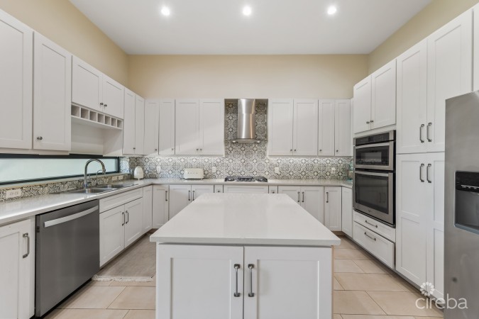 VELA #54, SOUTH SOUND - PHASE 1 - OCEAN VIEWS