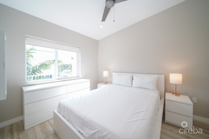 DOWNTOWN REACH - ONE BEDROOM
