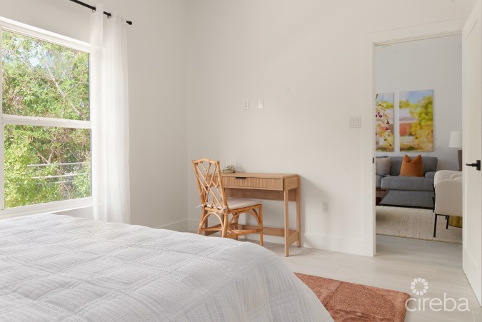 WOODRIDGE - REDBAY! FULLY FURNISHED AND VENDOR PAYS STAMP DUTY