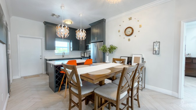 LOWER VALLEY 3 BED, 2 BATH FAMILY HOME