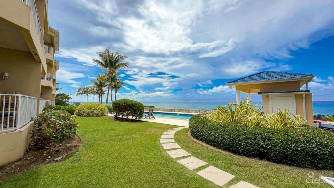 WESTVIEW - GROUND FLOOR OCEANFRONT CONDO