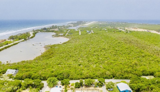 ALEXANDER GROVE SUBDIVISION - CAYMAN BRAC - POND LOT 4