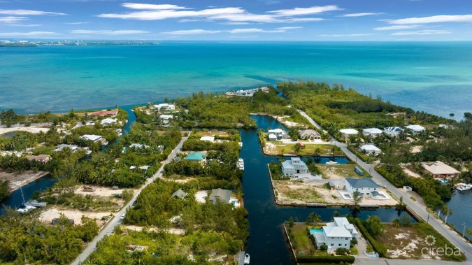 CANAL-FRONT FAMILY HOME WITH DOCK | PROSPECT, GRAND CAYMAN