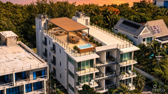 SHORE CLUB #6- OCEAN VIEW PENTHOUSE WITH PRIVATE ROOF TOP TERRACE- VENDOR TO PAY STAMP DUTY!!!!!!!
