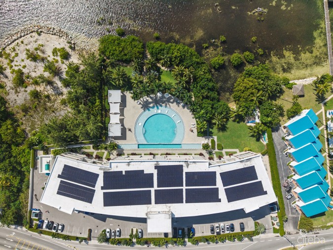 AURA  OCEANVIEW THREE BED TOWNHOME WITH DEN