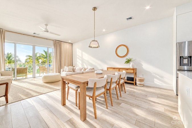 AURA  OCEANVIEW THREE BED TOWNHOME WITH DEN