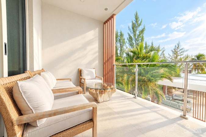AURA  OCEANVIEW THREE BED TOWNHOME WITH DEN