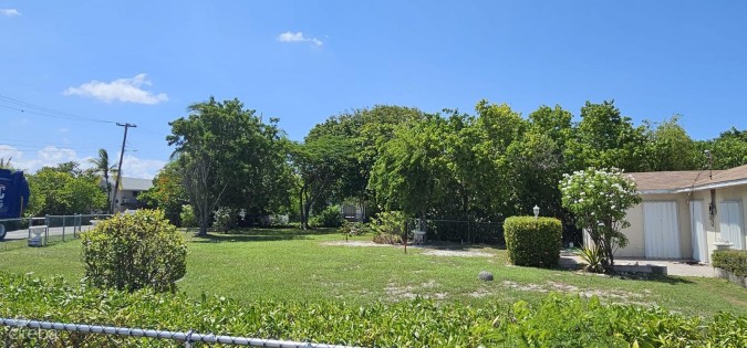 PRIME DEVELOPMENT LAND - NORTH WEST POINT ROAD