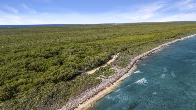 LITTLE CAYMAN BEACHFRONT PARCEL ON NORTH COAST
