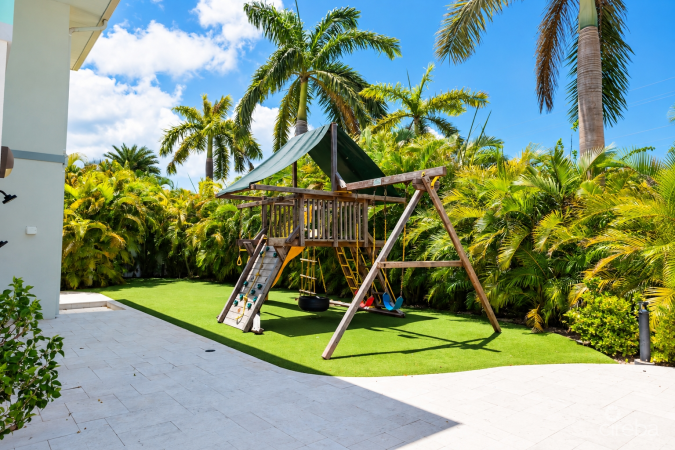 PERIWINKLE COTTAGE