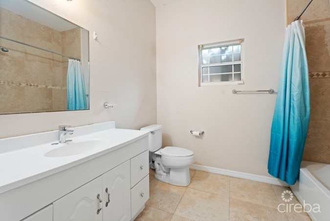 PINEAPPLE WAY 19A, BODDEN TOWN HOME