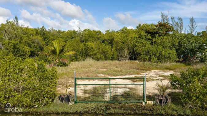NORTH SOUND ESTATES 0.28 ACRE LOT