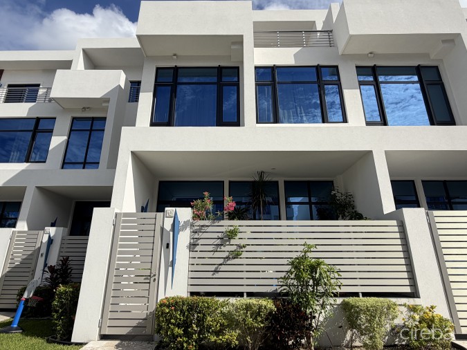 BAHIA #45 - SPACIOUS 3 BEDROOM CONDO