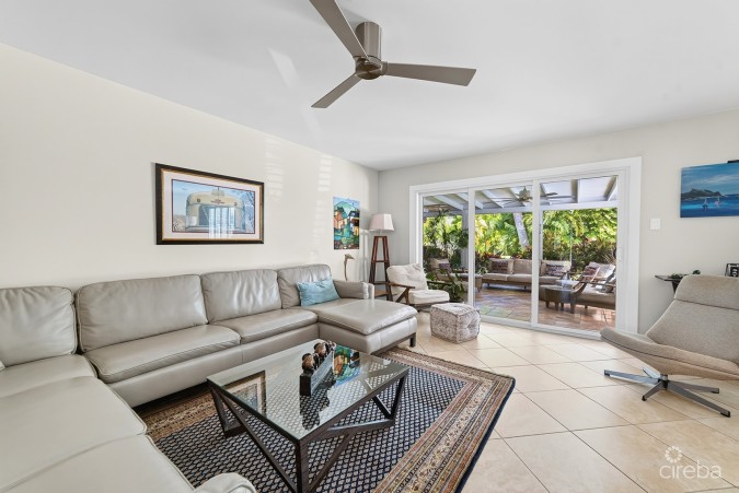 RARE DOUBLE-LOT OASIS BUNGALOW  WITH POOL IN SNUG HARBOUR