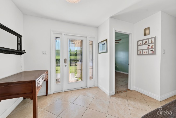 RARE DOUBLE-LOT OASIS BUNGALOW  WITH POOL IN SNUG HARBOUR