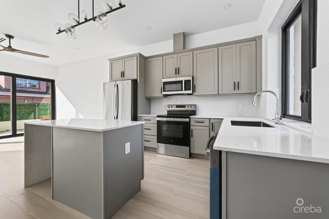 SORELLE - BRAND NEW 1 BEDROOM CONDO