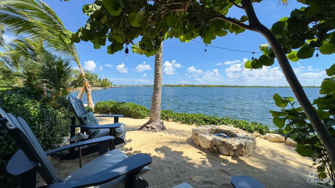 GOVERNORS HARBOUR OCEANFRONT HOME