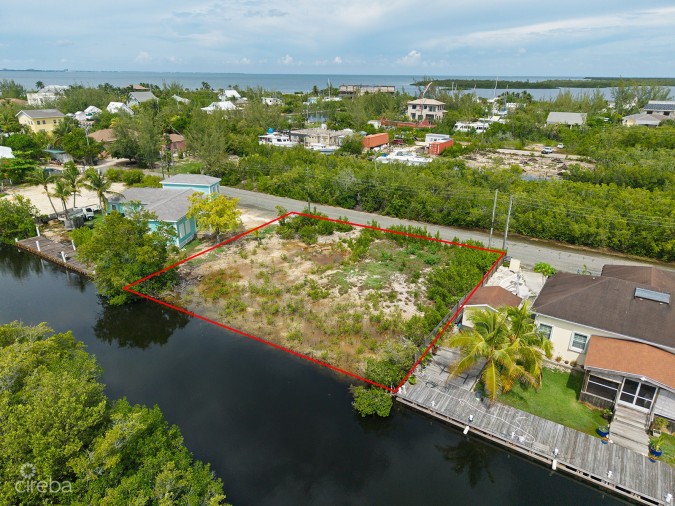 KELLI STREET CANAL FRONT PARCEL