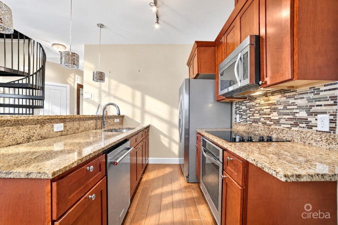 2 BEDROOM SAN SEBASTIAN TOWNHOUSE