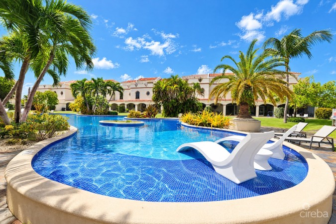 2 BEDROOM SAN SEBASTIAN TOWNHOUSE