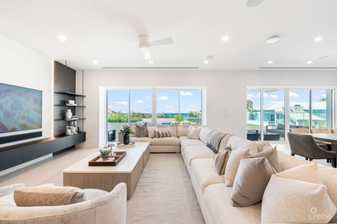 AQUA RESIDENCE 2 - LUXURY SEVEN MILE BEACH CONDO